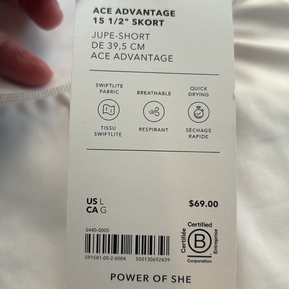 NWT Athleta Ace Advantage 15 1/2” White Skort Size Large. - Picture 6 of 8